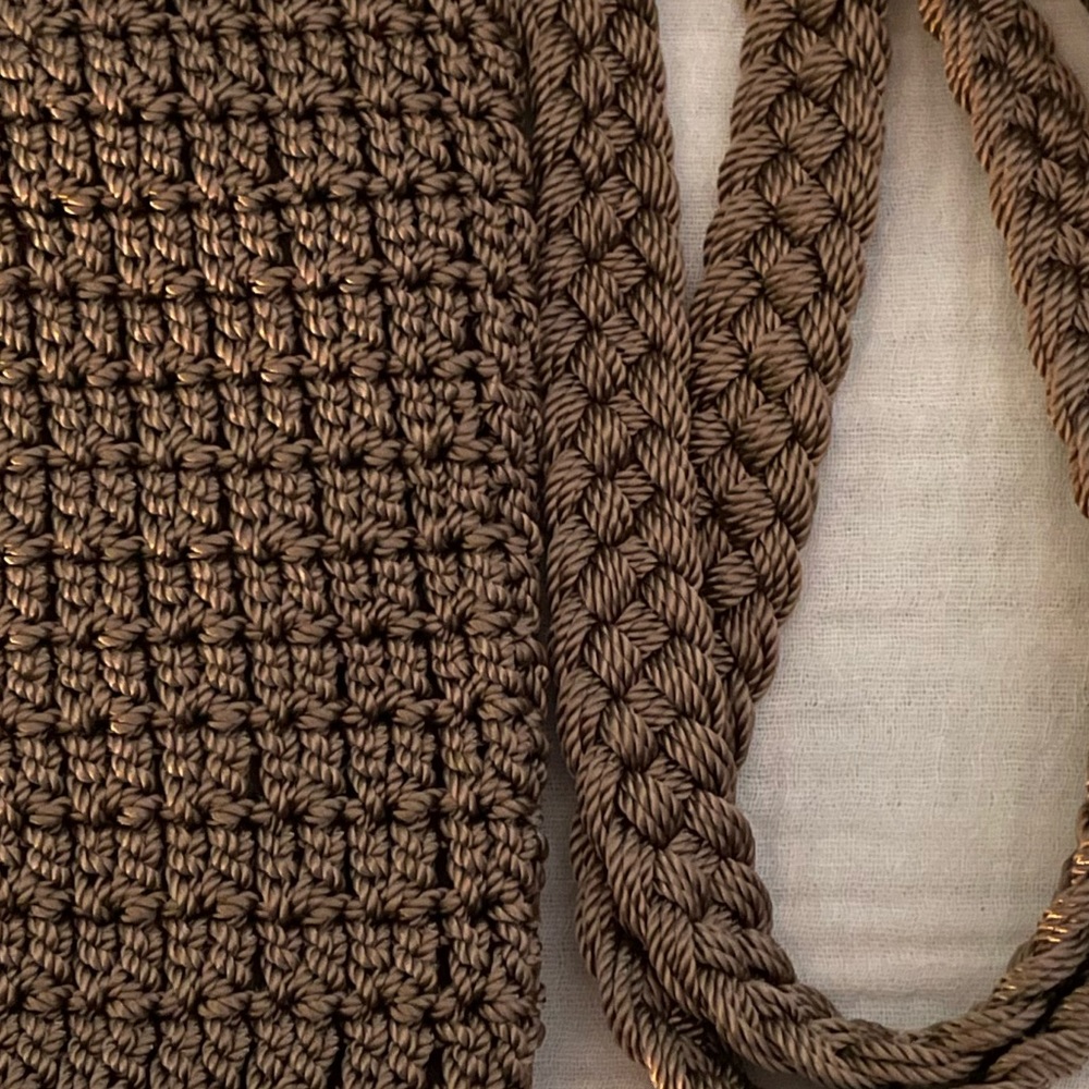 The Sak classic crochet shoulder bag - Picture 3 of 8